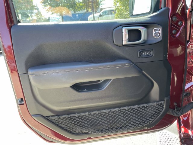 Used 2021 Jeep Wrangler Unlimited Sahara AWD/4WD image 18