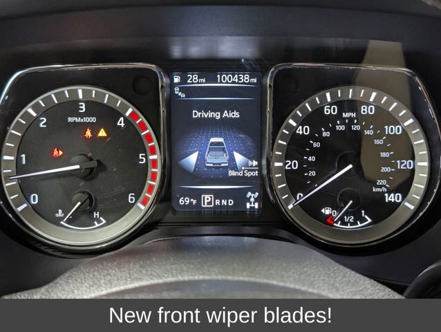 Used 2018 Nissan Titan Platinum Reserve w/ Platinum Utility Package AWD/4WD image 4