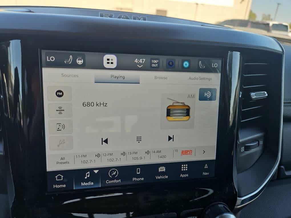 Used 2024 RAM 2500 Laramie w/ Safety Group AWD/4WD image 15