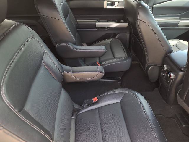 Certified 2023 Ford Explorer Limited RWD image 12