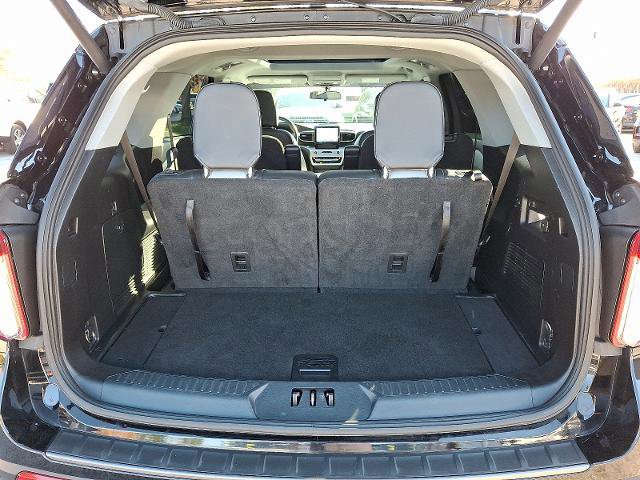 Certified 2021 Ford Explorer XLT w/ Equipment Group 202A image 30