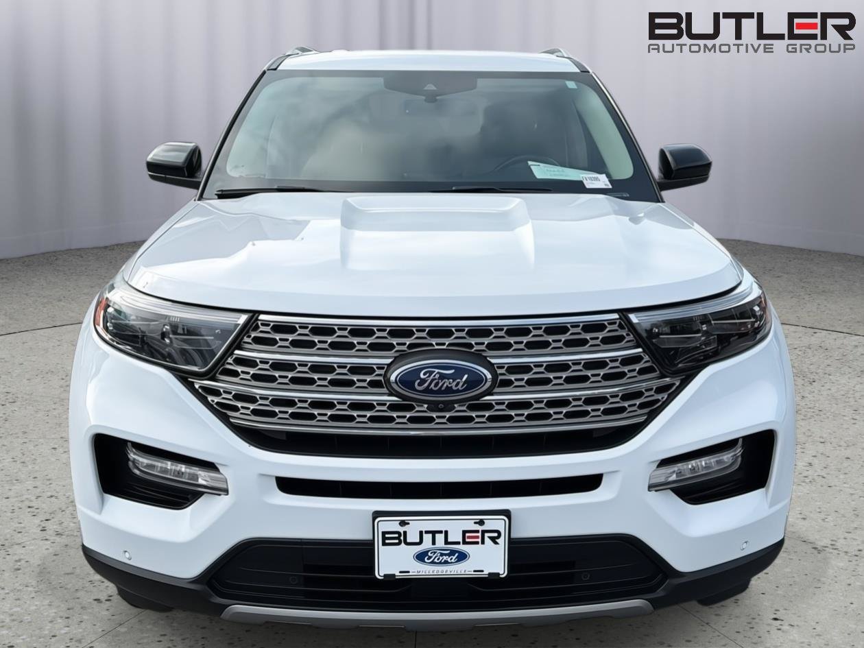Certified 2023 Ford Explorer Limited AWD/4WD image 9