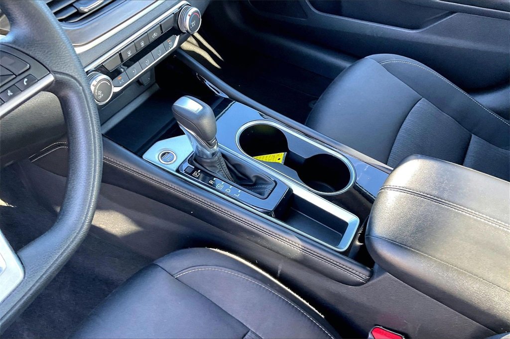 Used 2023 Nissan Altima 2.5 SV image 15