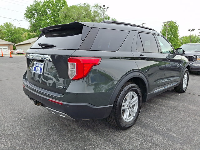 Certified 2023 Ford Explorer XLT w/ Equipment Group 202A AWD/4WD image 7