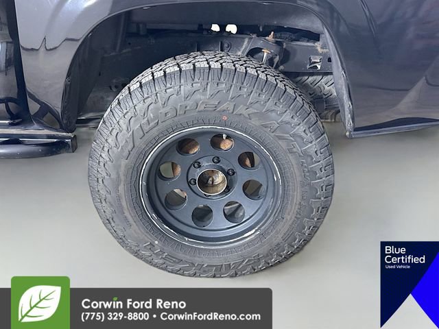 Used 2018 Toyota Tacoma SR AWD/4WD image 31