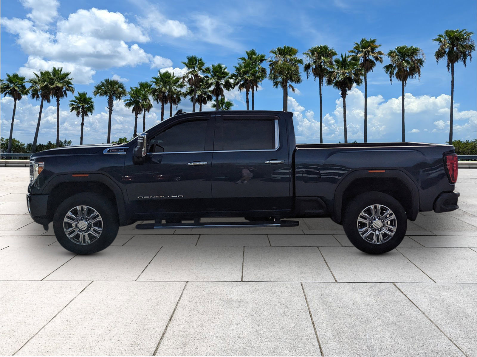 Used 2022 GMC Sierra 2500 Denali w/ Denali Ultimate Package image 5