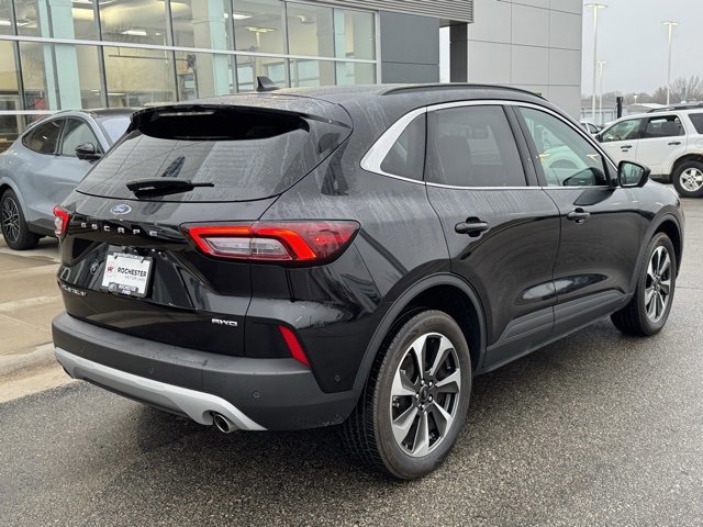 Certified 2023 Ford Escape Platinum w/ Premium Technology Package image 3