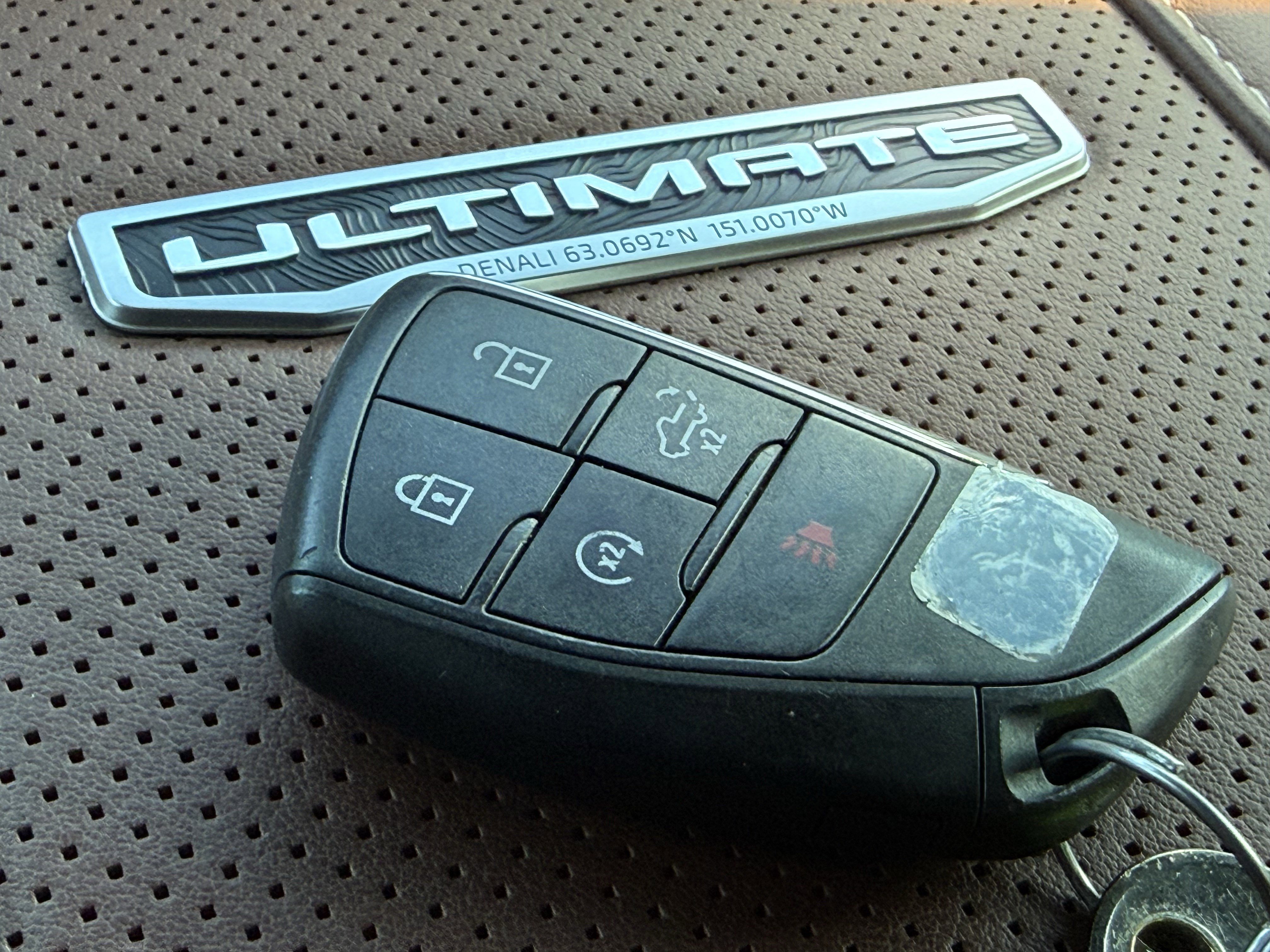 Used 2024 GMC Sierra 2500 Denali Ultimate image 38