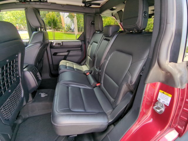 Certified 2025 Ford Bronco Badlands w/ Sasquatch Package AWD/4WD image 30