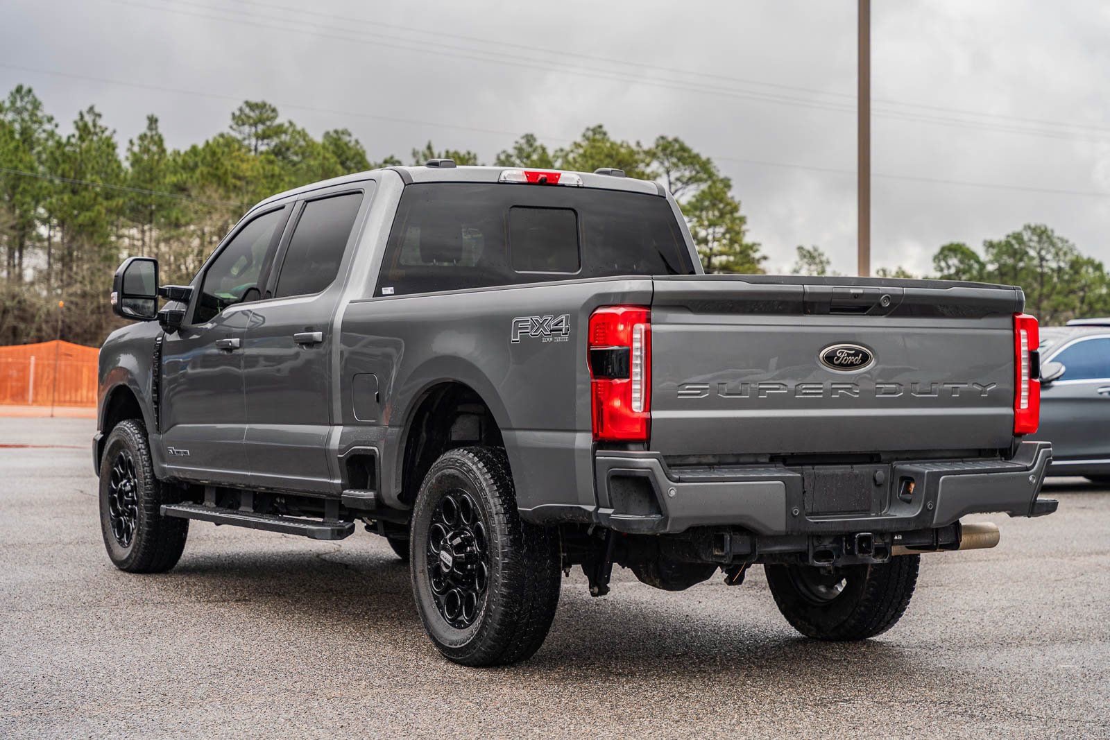 Certified 2025 Ford F250 Lariat w/ Black Appearance Package image 3