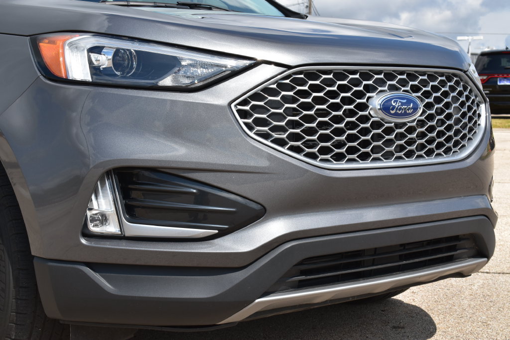 Certified 2023 Ford Edge SEL w/ Convenience Package AWD/4WD image 5