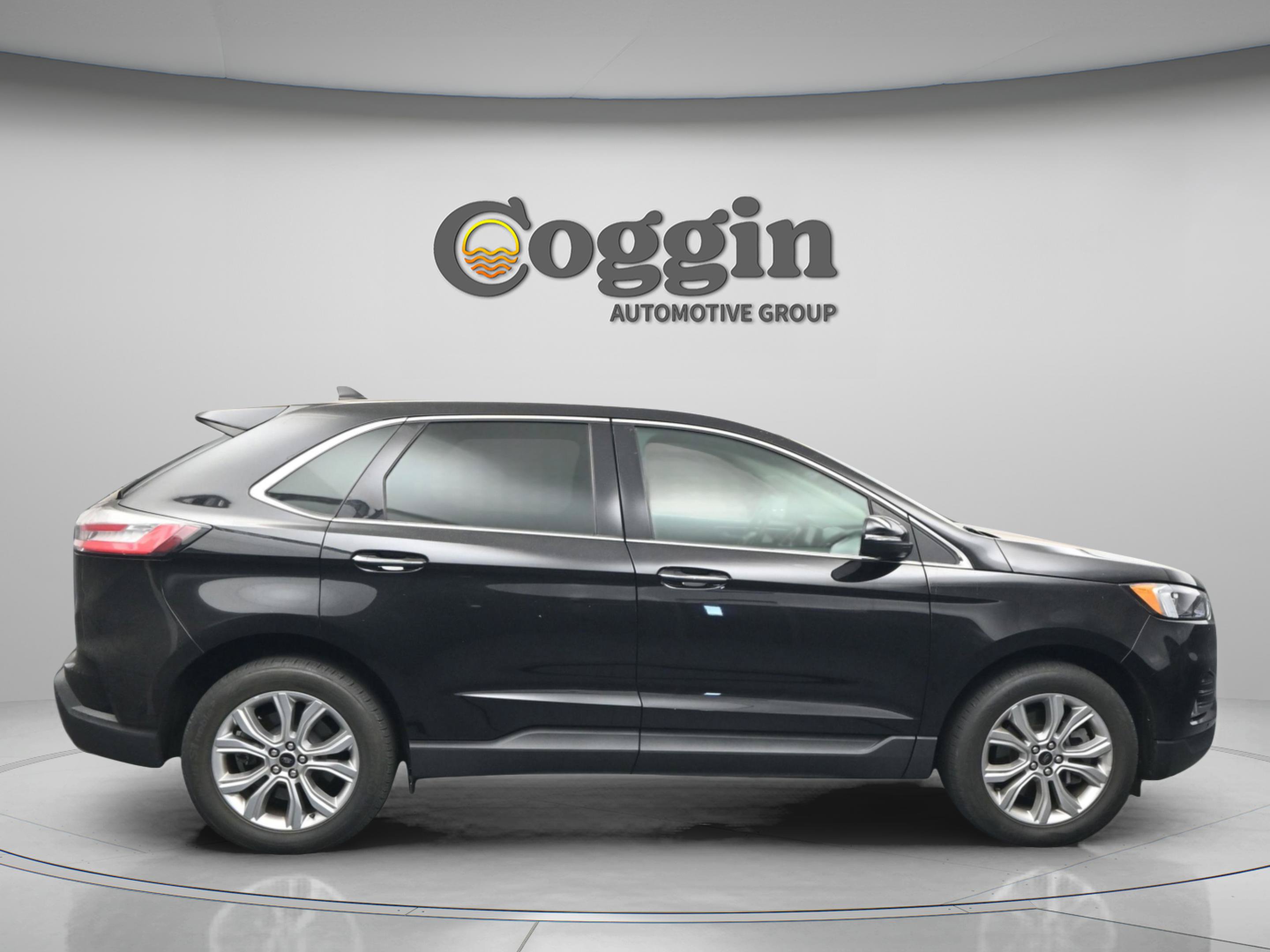 Certified 2024 Ford Edge Titanium AWD/4WD image 16