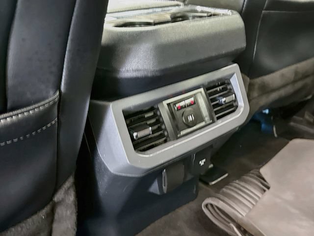Certified 2024 Ford F350 Lariat w/ Lariat Ultimate Package AWD/4WD image 27