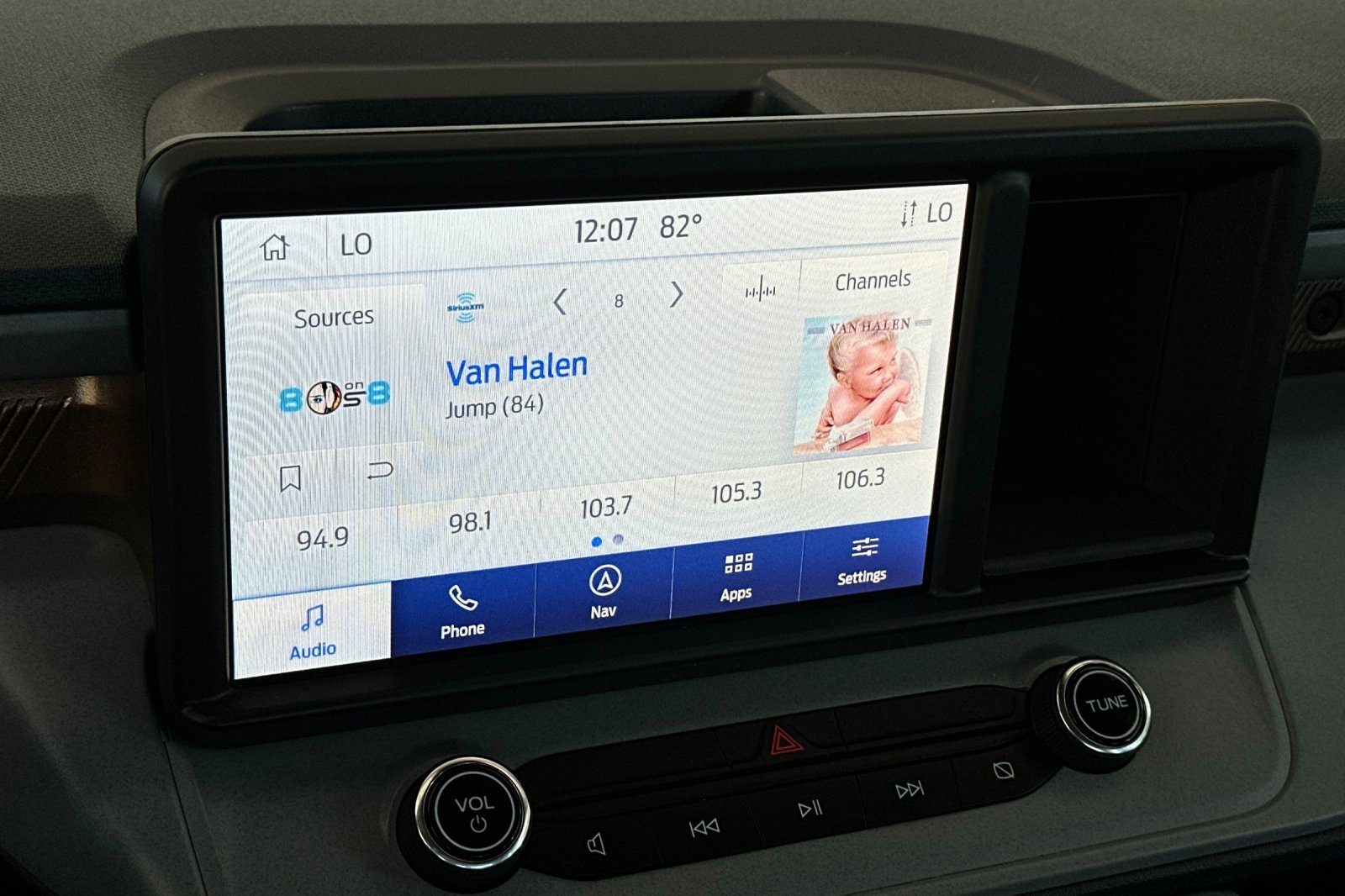 Certified 2024 Ford Maverick Lariat image 16