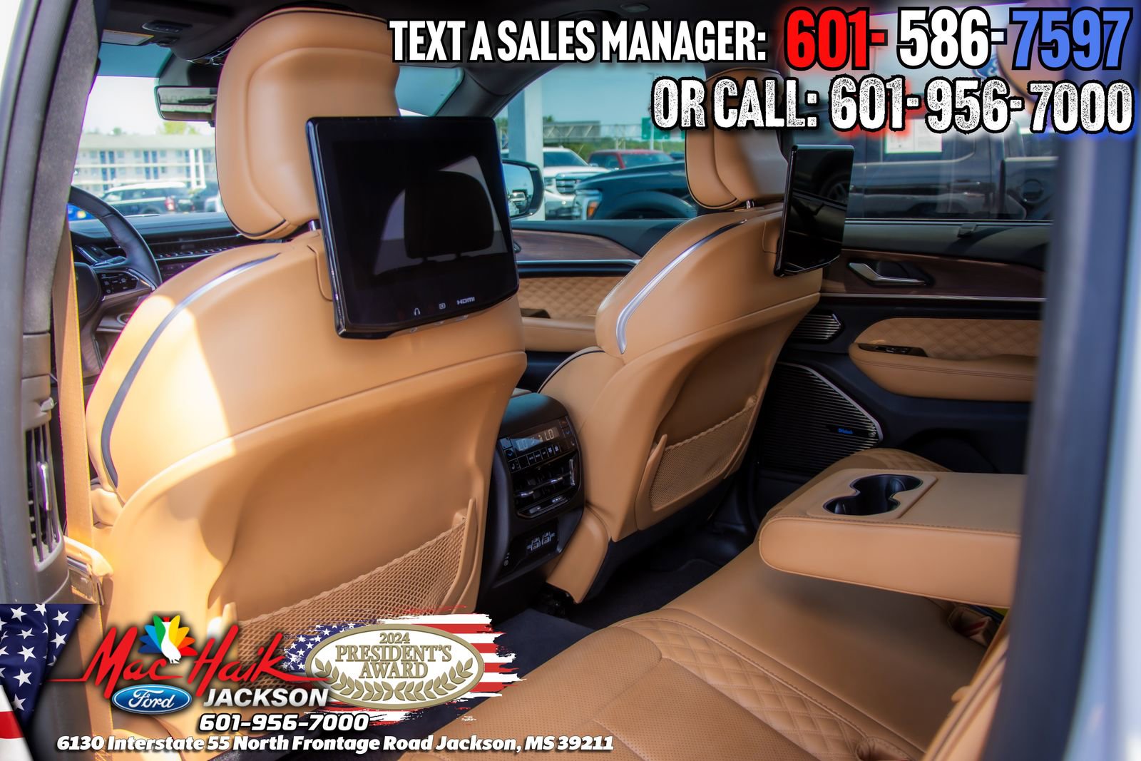 Used 2023 Jeep Grand Cherokee Summit w/ Adv Protech Group IV RWD image 11