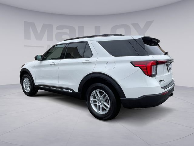 Certified 2025 Ford Explorer Active AWD/4WD image 3