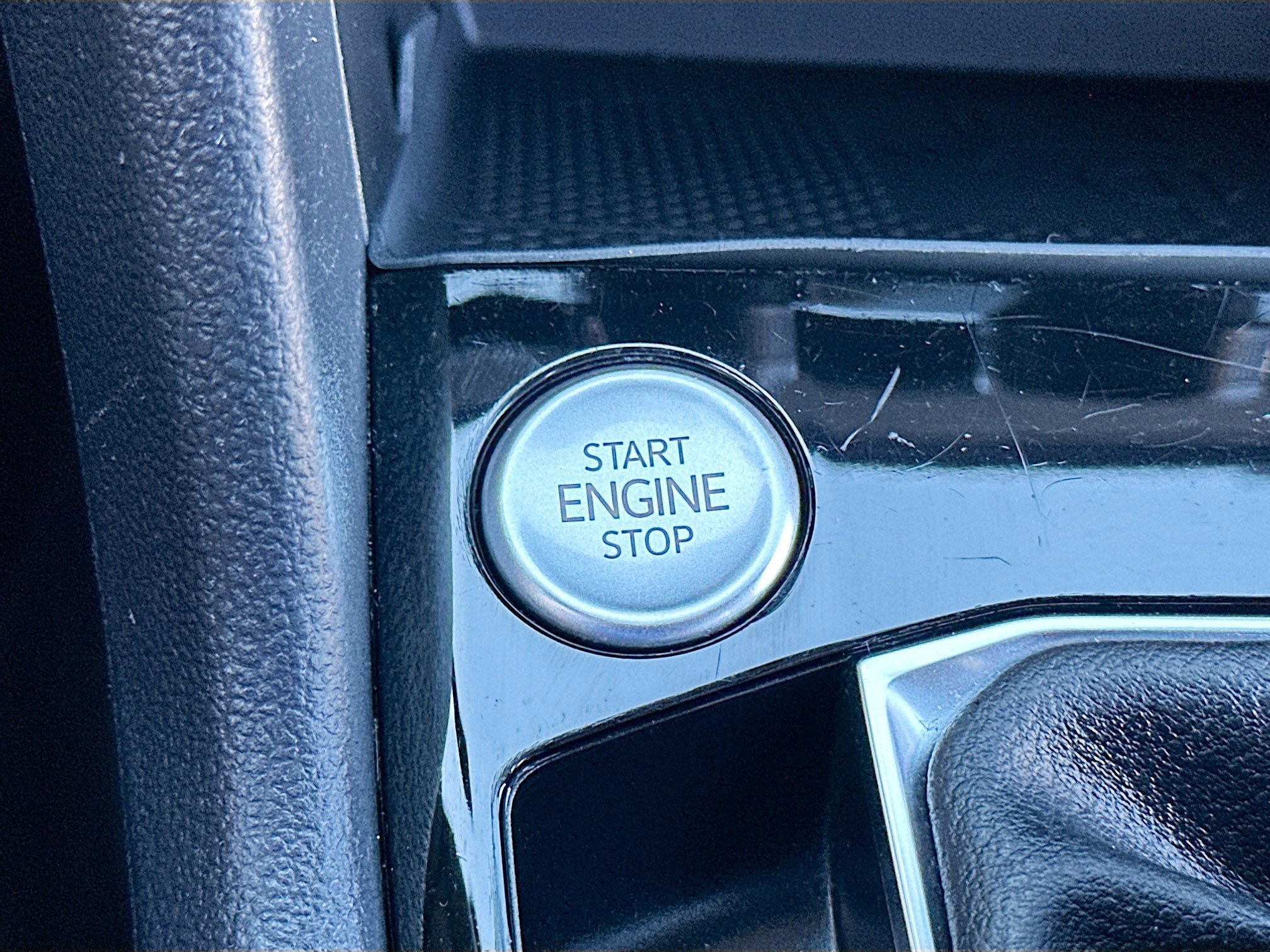 Used 2023 Volkswagen Taos SE image 12