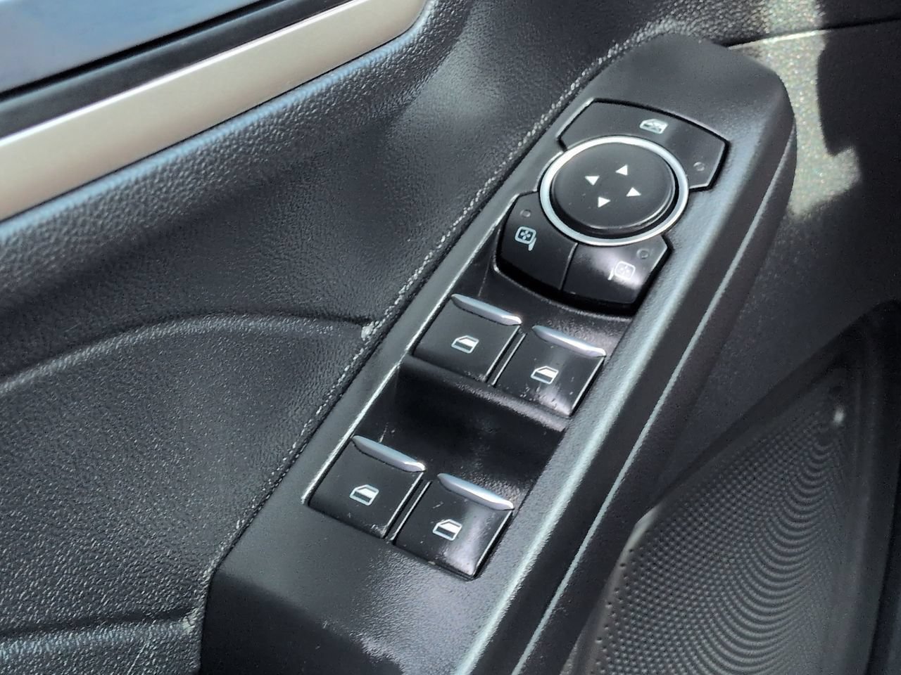 Certified 2021 Ford Escape SEL w/ Technology Package FWD image 24