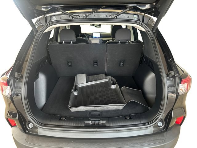 Certified 2021 Ford Escape SE w/ SE Sport Appearance Package AWD/4WD image 19