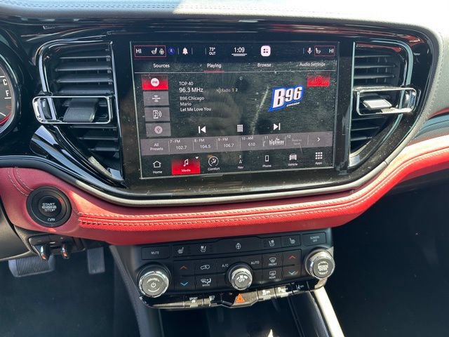 Used 2021 Dodge Durango R/T w/ SRT Interior Appearance Group AWD/4WD image 22