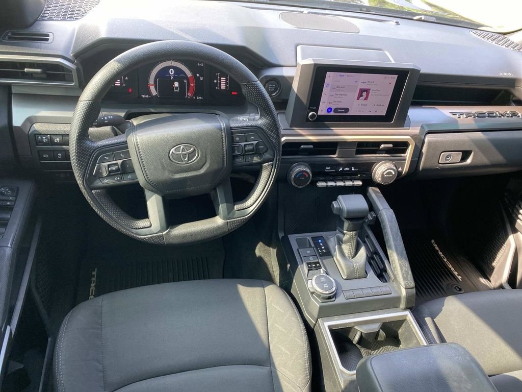 Used 2024 Toyota Tacoma SR5 AWD/4WD image 16