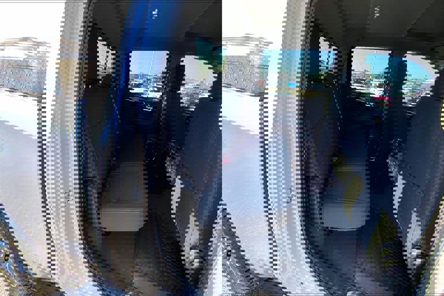 Used 2022 Chevrolet Silverado 1500 LT w/ Z71 Off-Road Package image 19