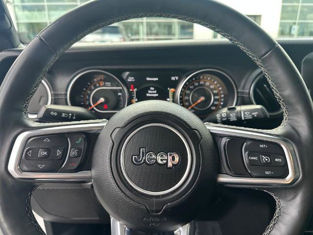 Used 2019 Jeep Wrangler Unlimited Sahara w/ Dual Top Group AWD/4WD image 9