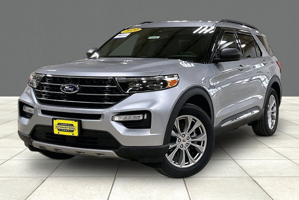 Certified 2020 Ford Explorer XLT w/ Equipment Group 202A AWD/4WD image 2