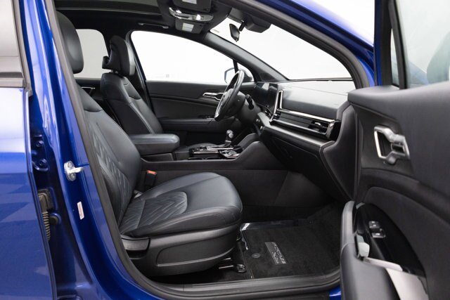 Used 2023 Kia Sportage X-Line w/ X-Line Premium Package AWD/4WD image 31