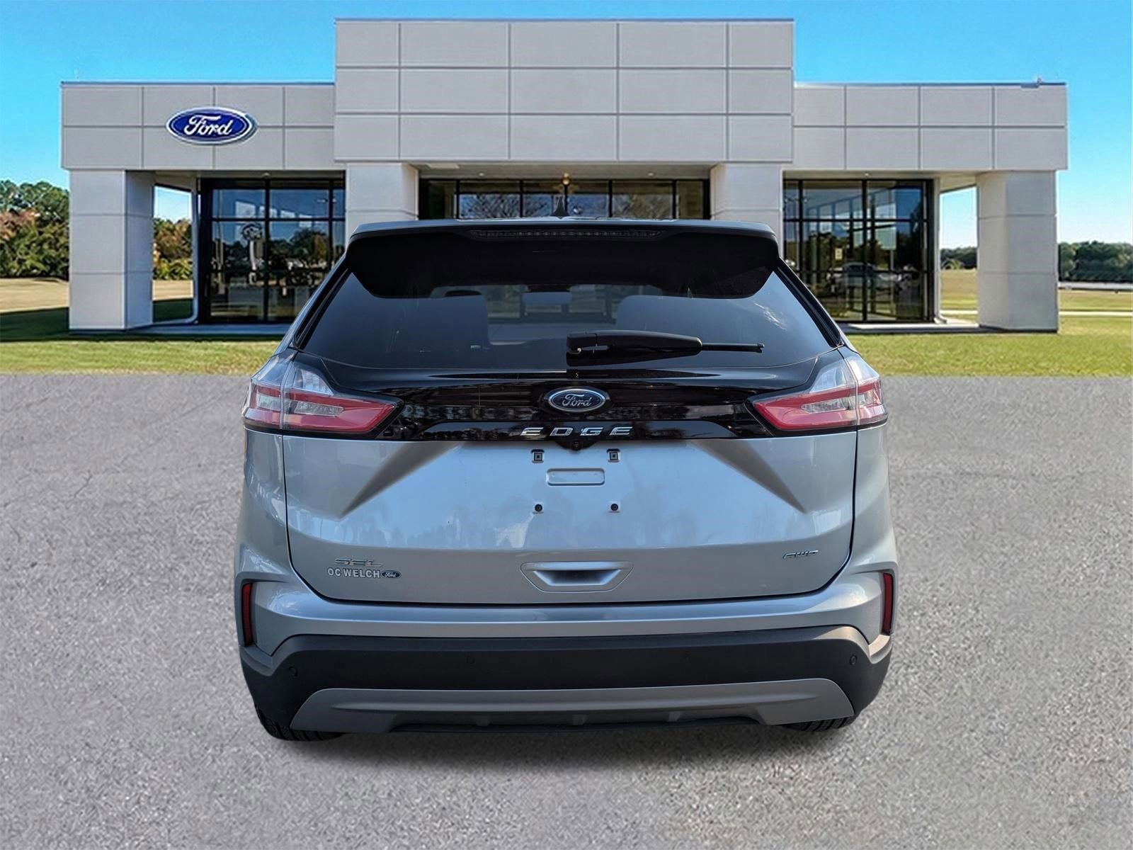 Certified 2022 Ford Edge SEL w/ Convenience Package image 4