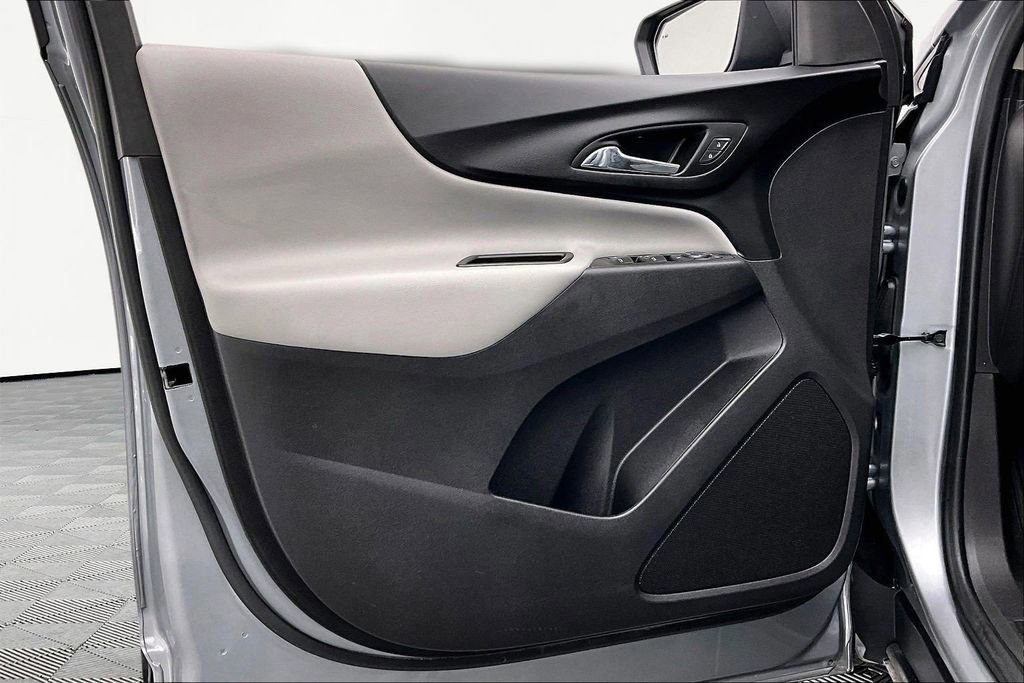 Used 2024 Chevrolet Equinox LS w/ LS Convenience Package image 23