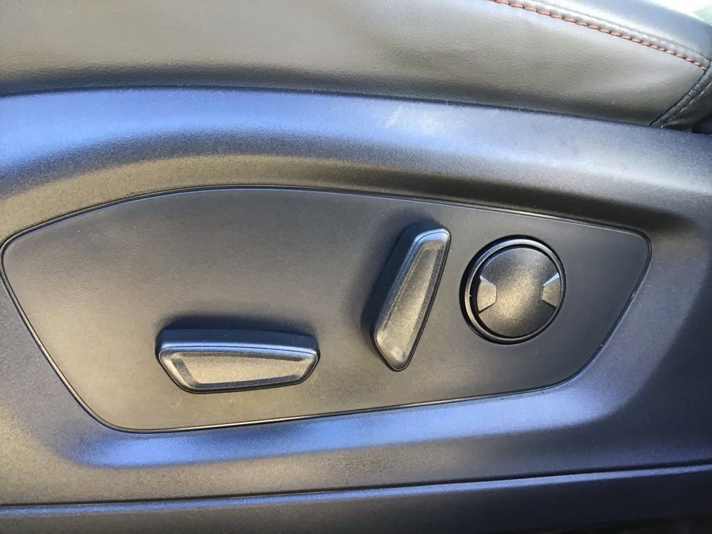 Certified 2025 Ford Explorer Active w/ Active Comfort Package image 21