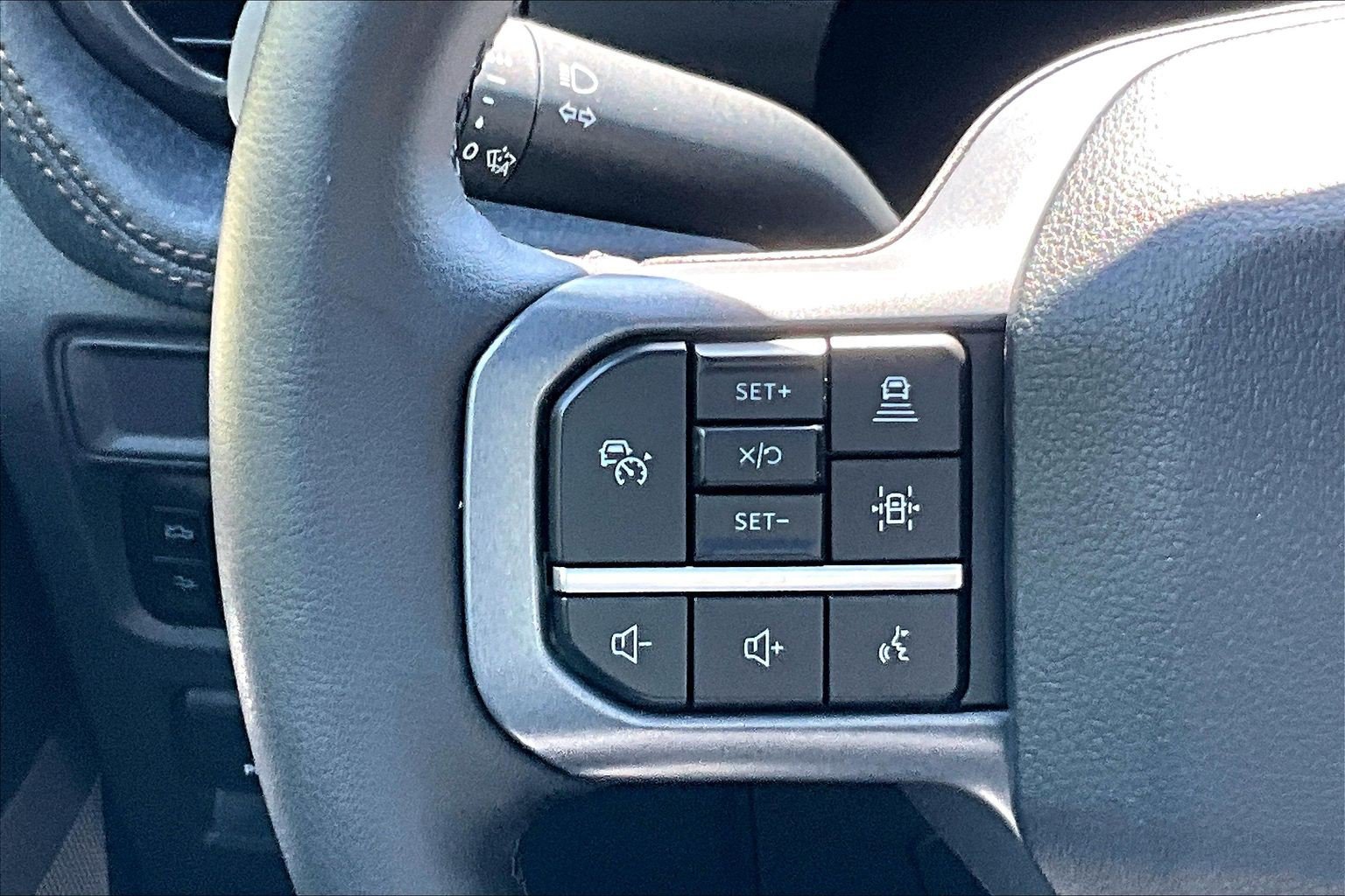 Certified 2025 Ford F150 Lightning Lariat AWD/4WD image 20