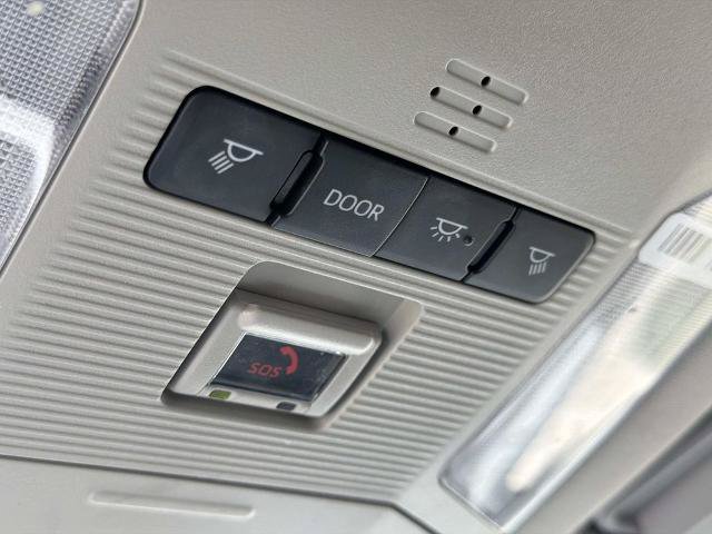 Used 2025 Toyota RAV4 XLE AWD/4WD image 33