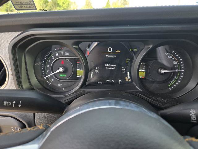 Used 2024 Jeep Wrangler Unlimited Sahara AWD/4WD image 23