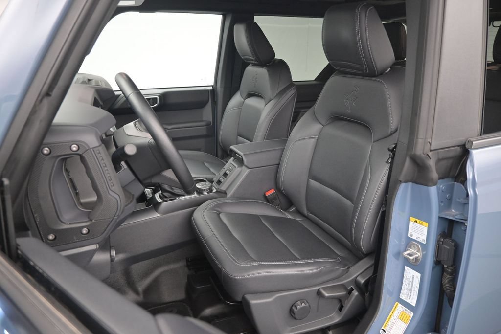 Certified 2025 Ford Bronco Badlands AWD/4WD image 16
