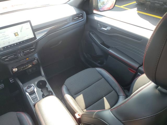 Certified 2024 Ford Escape ST-Line w/ Tech Pack #1 image 30
