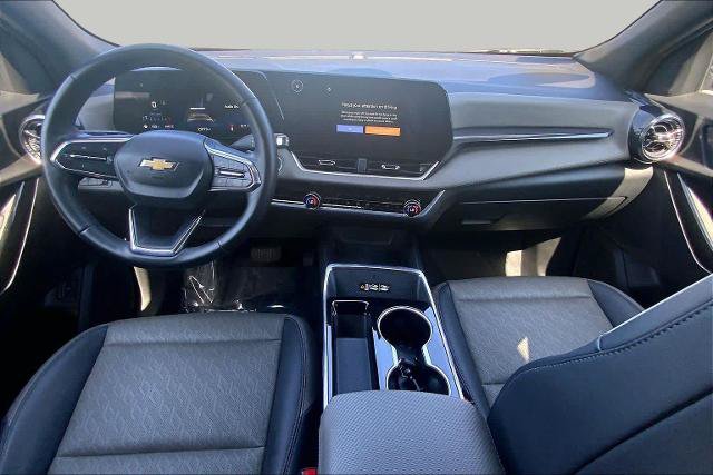 Used 2025 Chevrolet Equinox LT w/ Convenience Package II AWD/4WD image 16