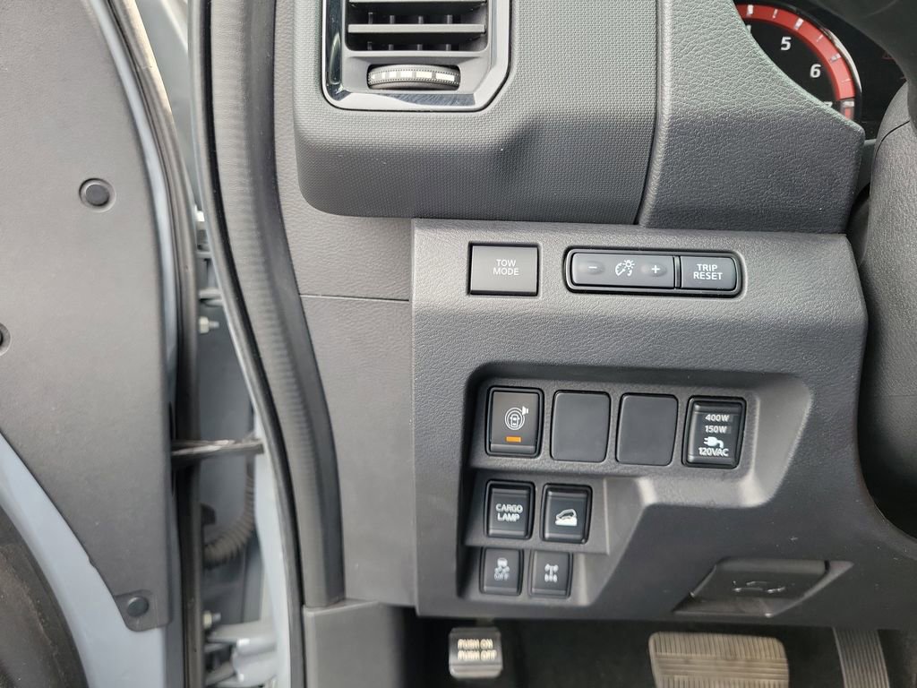 Used 2023 Nissan Frontier PRO-4X w/ Pro Convenience Package AWD/4WD image 22