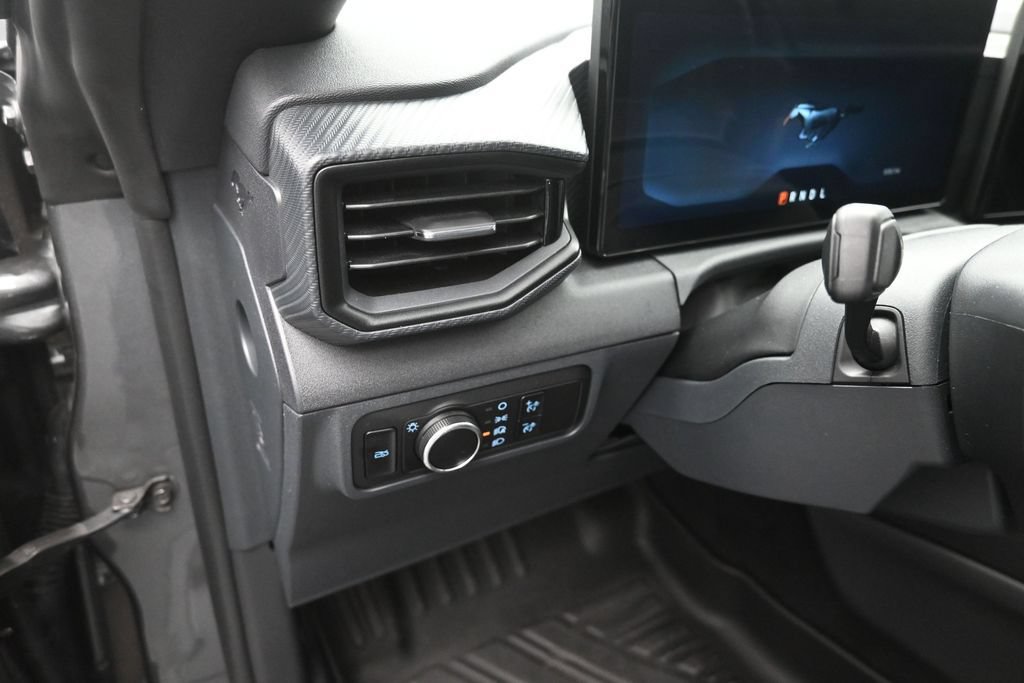 Certified 2025 Ford Mustang Coupe RWD image 12