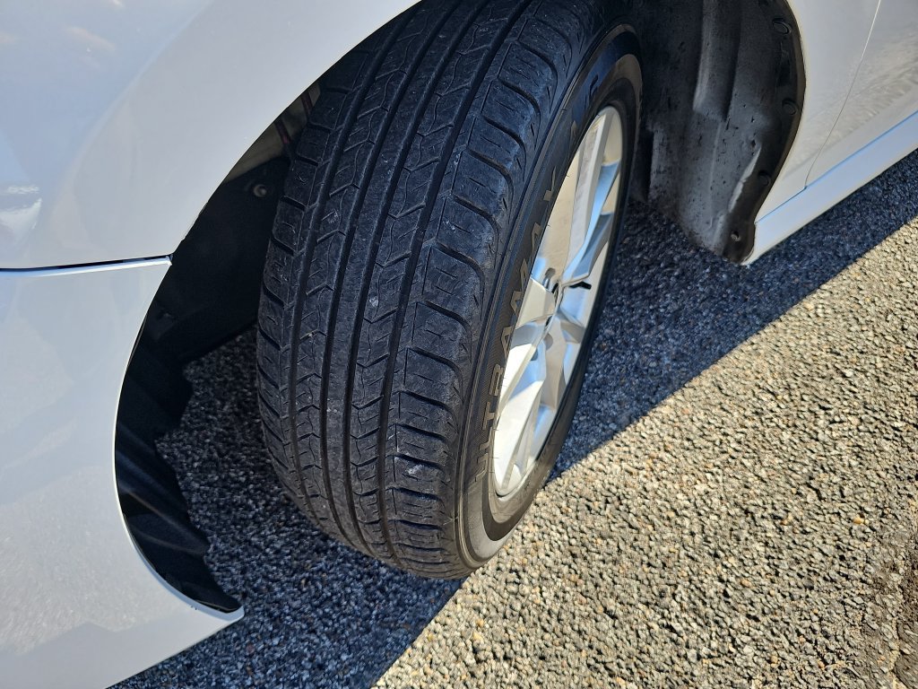 Used 2025 Toyota Camry LE FWD image 30