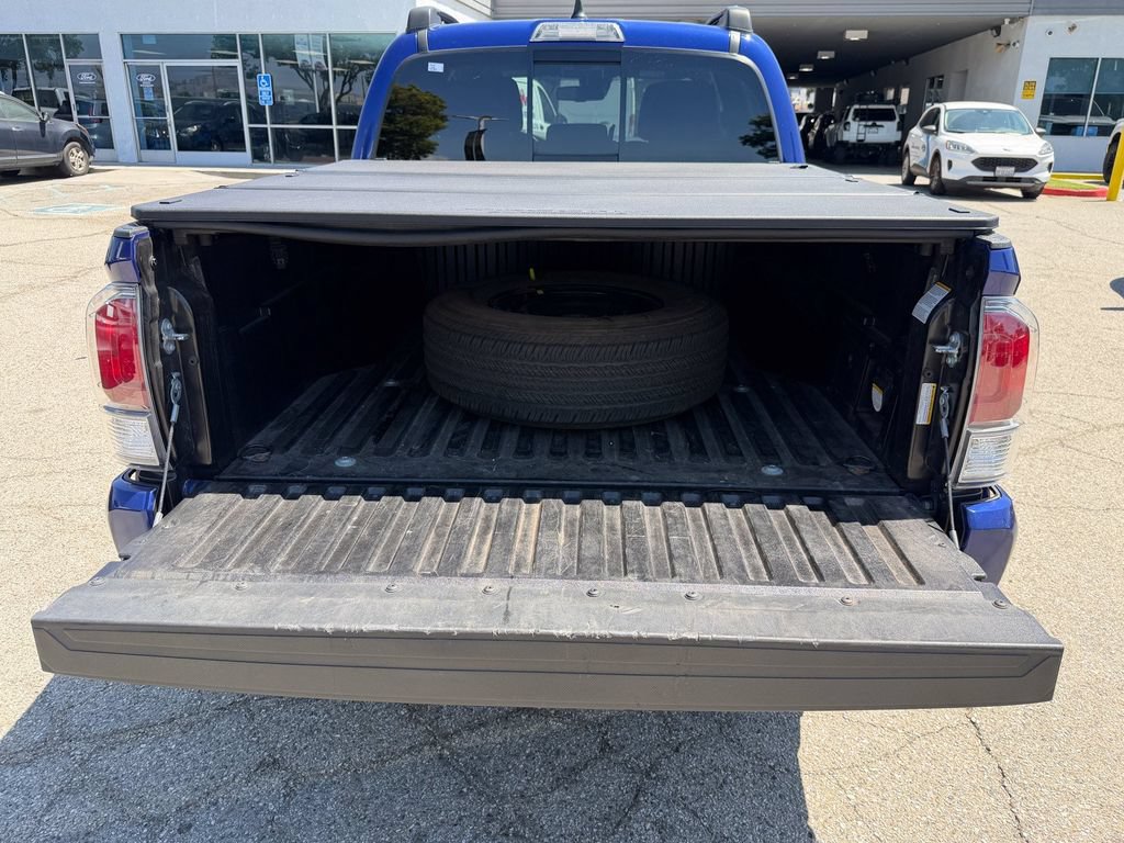 Used 2023 Toyota Tacoma TRD Sport AWD/4WD image 15