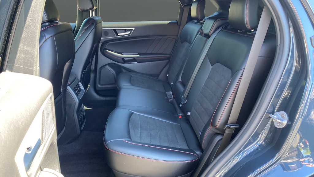 Certified 2023 Ford Edge ST-Line AWD/4WD image 24