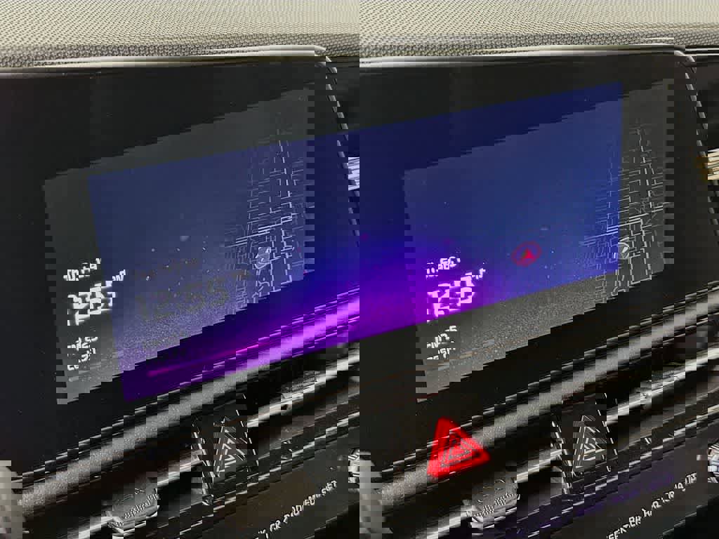 Used 2024 Kia Niro EX Touring image 20