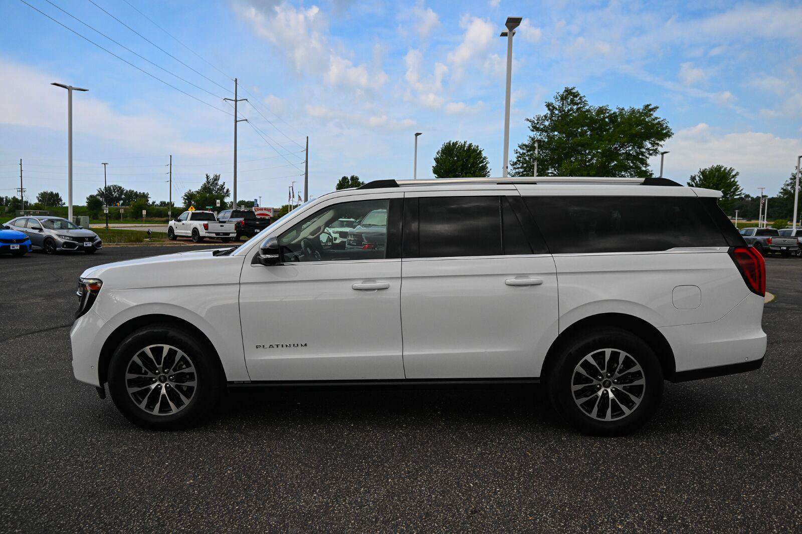 Certified 2025 Ford Expedition Max Platinum AWD/4WD image 8