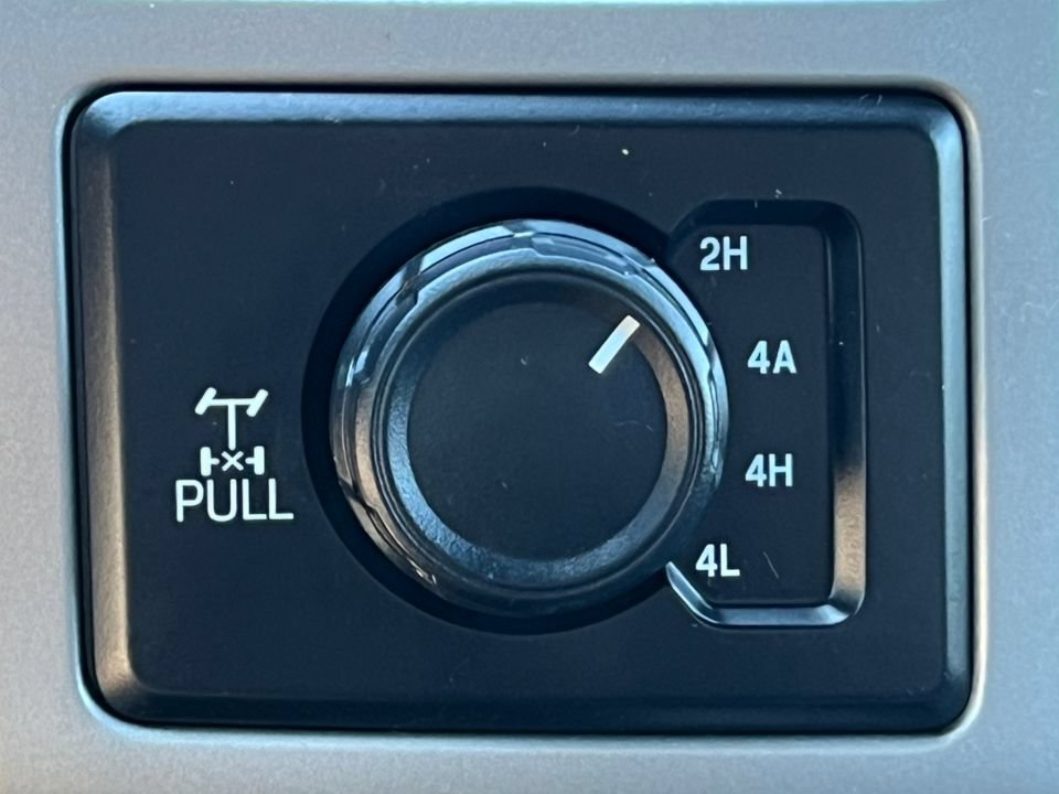 Certified 2018 Ford F150 Lariat w/ Equipment Group 502A Luxury AWD/4WD image 30