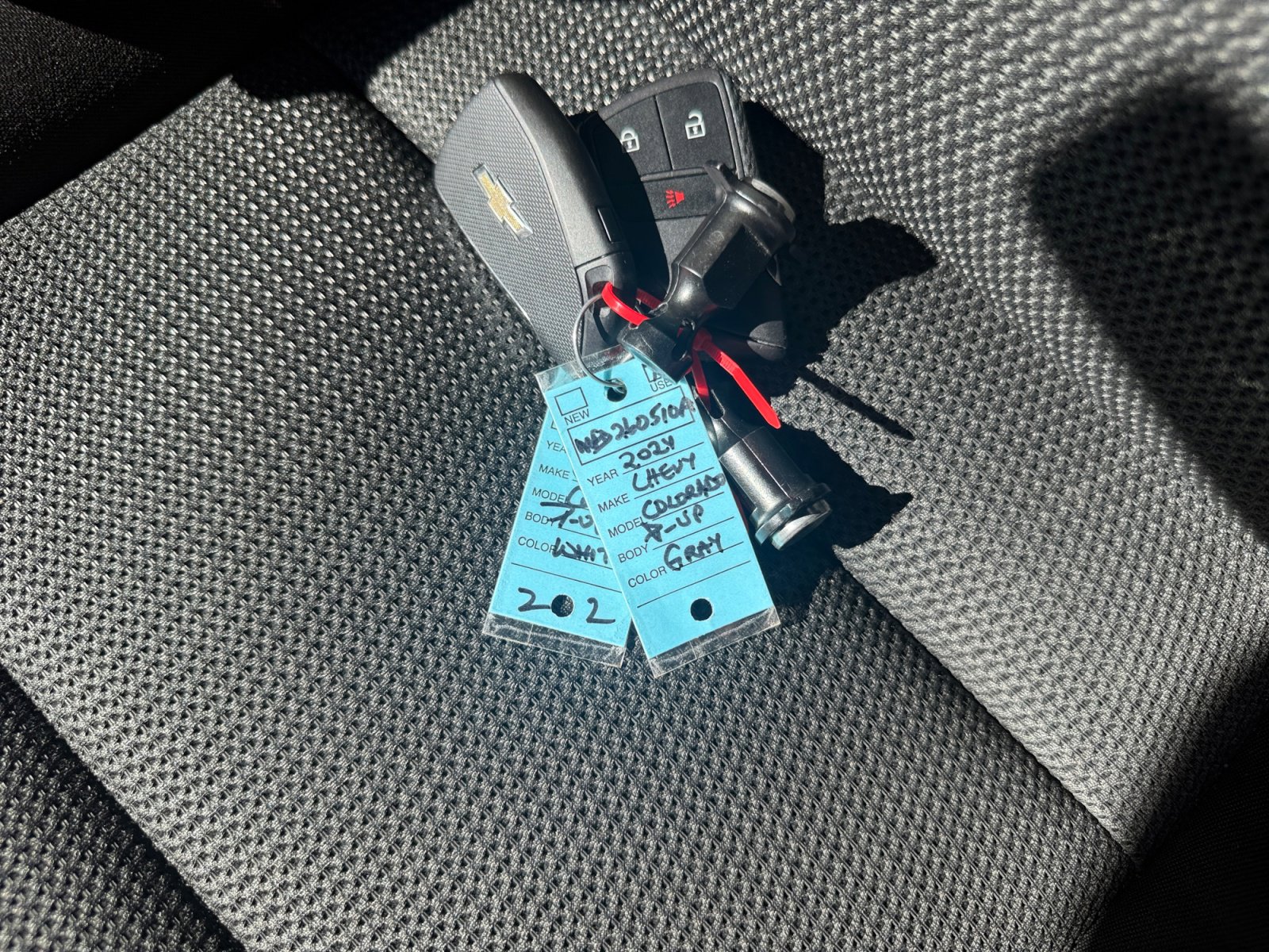 Used 2024 Chevrolet Colorado LT w/ LT Convenience Package image 33