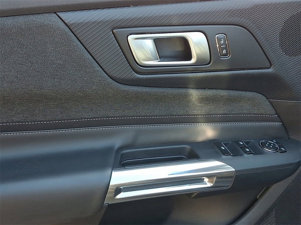 Certified 2024 Ford Mustang Convertible image 13