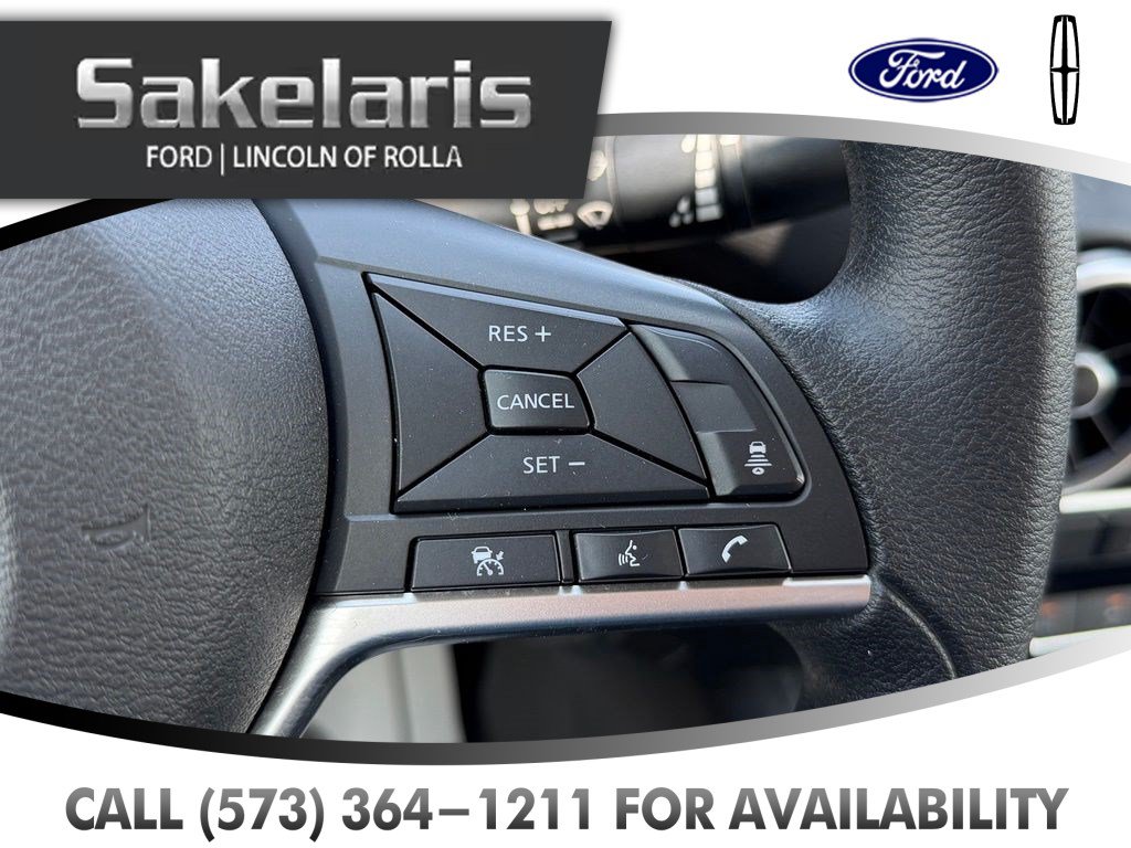 Used 2024 Nissan Sentra SV FWD image 17