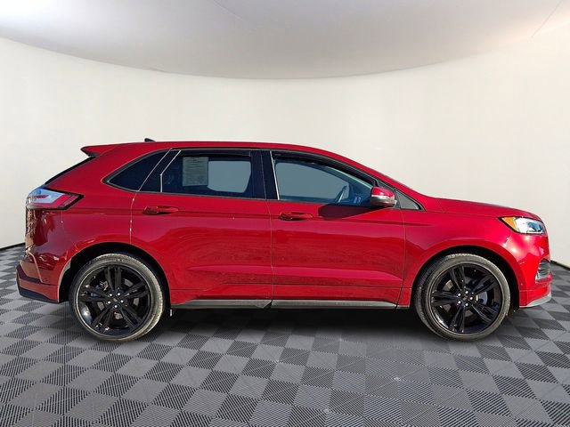 Certified 2022 Ford Edge ST w/ Equipment Group 401A image 8